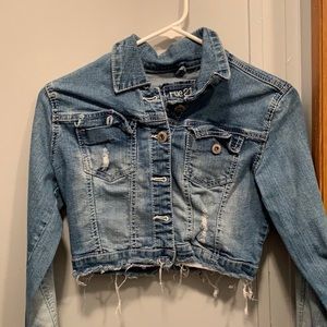 Small cropped jean jacket
